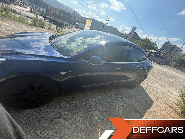 Tesla MODEL 3 Long Range AWD купить на сайте DeffCars