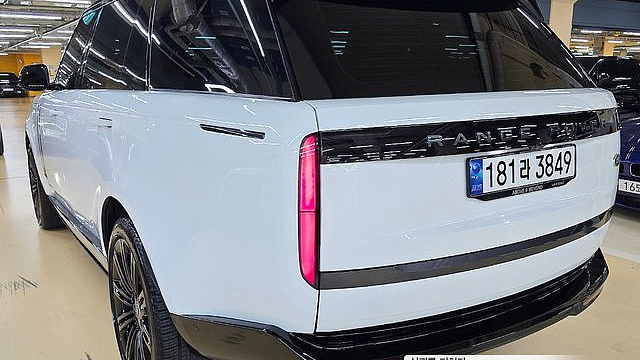 Land Rover RANGE ROVER P530 Autobiography Long Wheel Base купить на сайте DeffCars