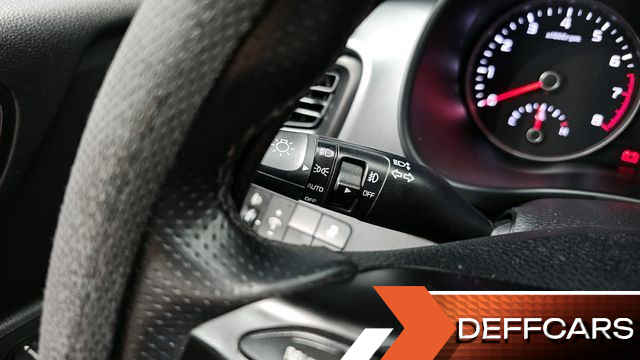 Kia STONIC 1.4 Trendy купить на сайте DeffCars