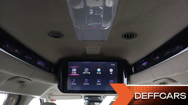 Kia CARNIVAL 9-Seater Hi-Limousine Signature купить на сайте DeffCars