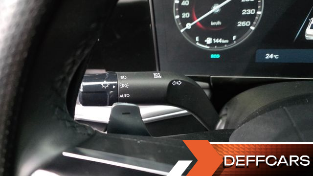 Hyundai GRANDEUR 3.5 LPG 2WD (Taxi) Deluxe купить на сайте DeffCars