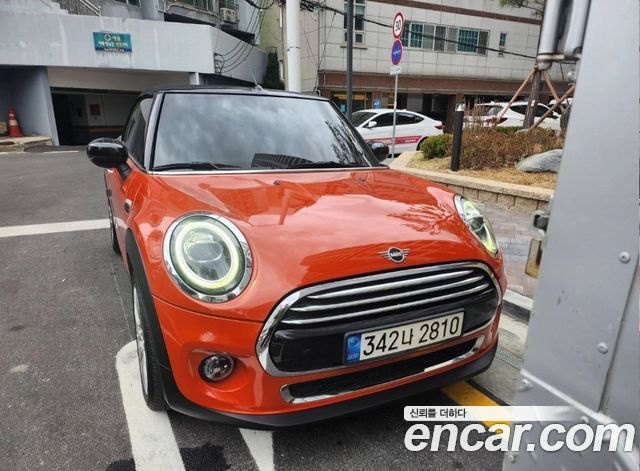 Mini COOPER CONVERTIBLE Standard 3rd Generation купить на сайте DeffCars