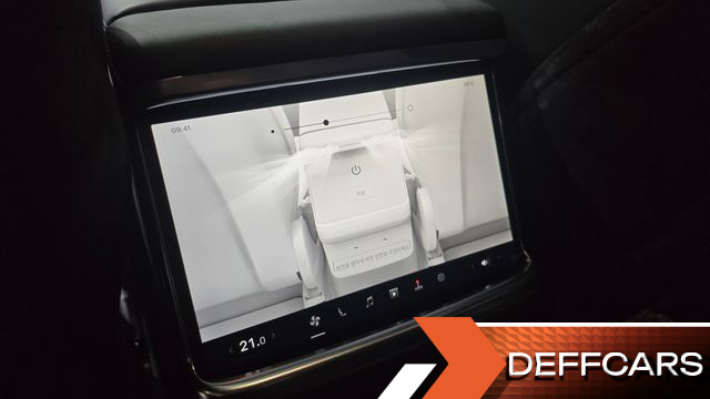 Tesla MODEL X Plaid купить на сайте DeffCars