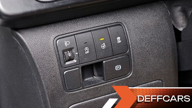 Hyundai STARIA Cargo 3-Seater Modern купить на сайте DeffCars