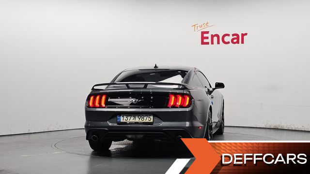 Ford MUSTANG Coupe купить на сайте DeffCars