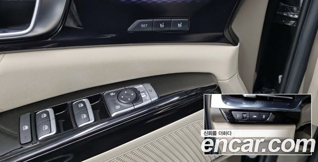 Kia CARNIVAL 7-Seater Hi-Limousine Signature купить на сайте DeffCars