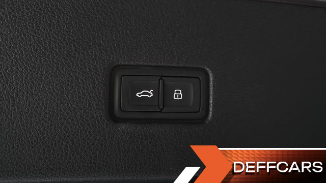 Audi Q8 50 TDI Quattro Premium купить на сайте DeffCars