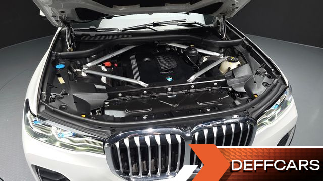BMW X7 xDrive 40i Design Pure Excellence 7-Seater купить на сайте DeffCars