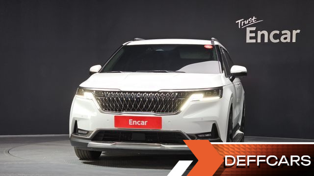Kia CARNIVAL Gasoline 9-Seater Signature купить на сайте DeffCars