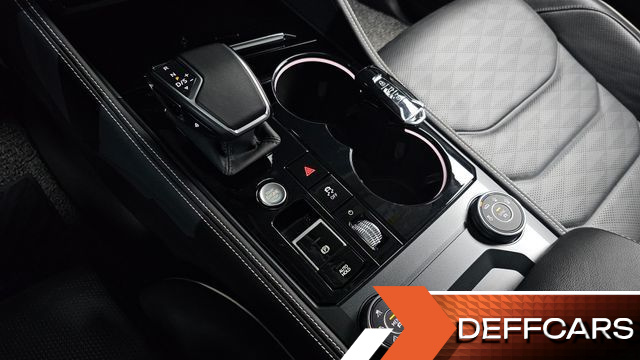 Volkswagen TOUAREG 3.0 TDI Prestige купить на сайте DeffCars