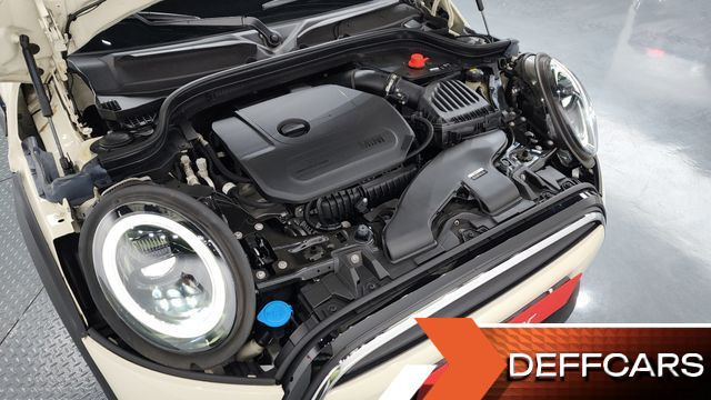 Mini COOPER Classic Plus Launch Pack Third Generation купить на сайте DeffCars