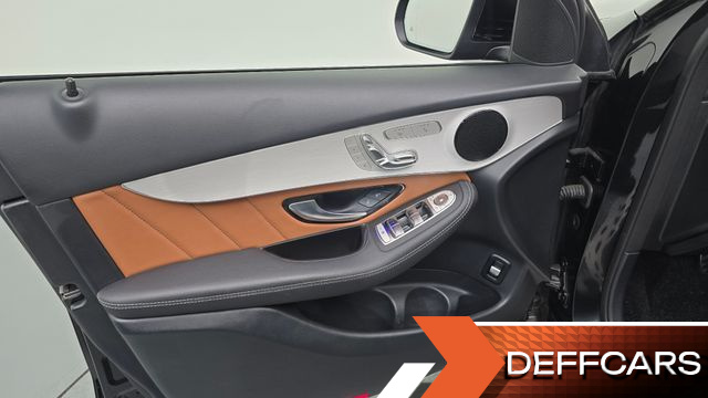 Mercedes GLC-CLASS GLC300 4MATIC Premium купить на сайте DeffCars