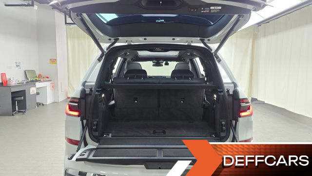 BMW X7 xDrive 40i M Sport 6STR купить на сайте DeffCars