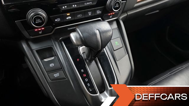 Honda CR-V 1.5 Touring 4WD купить на сайте DeffCars