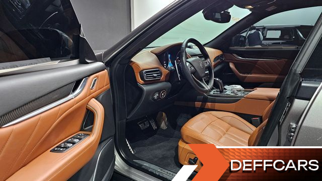 Maserati LEVANTE 3.0 AWD GranSport купить на сайте DeffCars