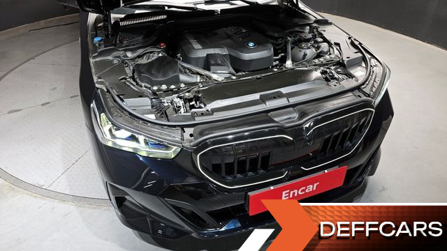 BMW 5-SERIES 530i xDrive M Sport купить на сайте DeffCars