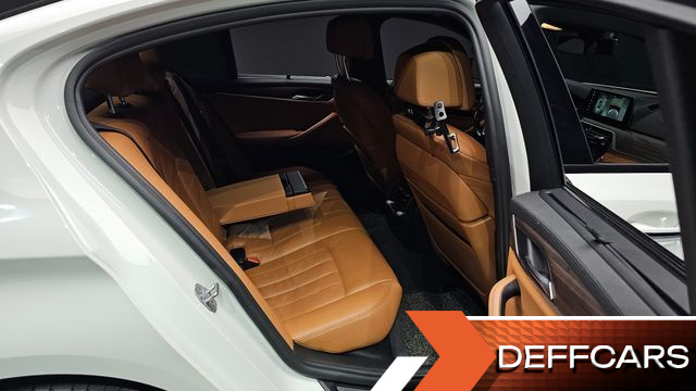BMW 5-SERIES 520d M Sport Package Plus купить на сайте DeffCars