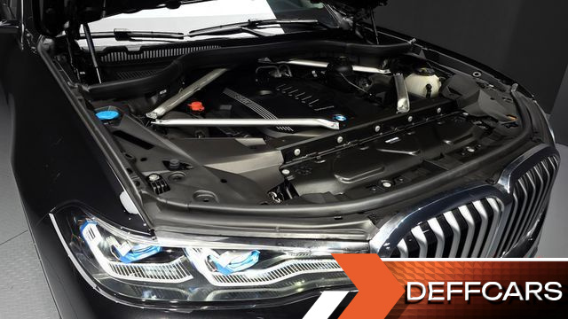 BMW X7 xDrive 40i Design Pure Excellence 6-Seater купить на сайте DeffCars