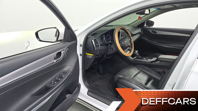 Hyundai GRANDEUR 3.3 Celebrity купить на сайте DeffCars