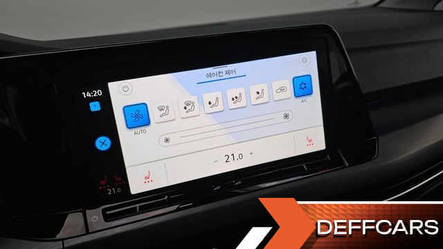 Volkswagen GOLF 2.0 TDI Premium купить на сайте DeffCars