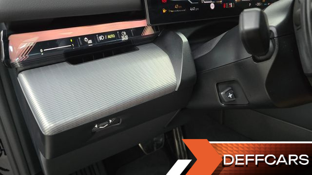 BMW 5-SERIES 530i xDrive M Sport купить на сайте DeffCars