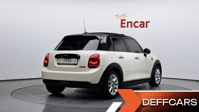 Mini COOPER 5Door HIGH 3rd купить на сайте DeffCars