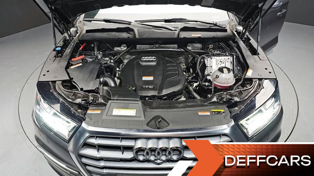 Audi Q5 45 TFSI Quattro Premium купить на сайте DeffCars