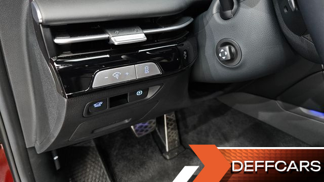 Genesis G80 Gasoline 2.5 Turbo AWD купить на сайте DeffCars