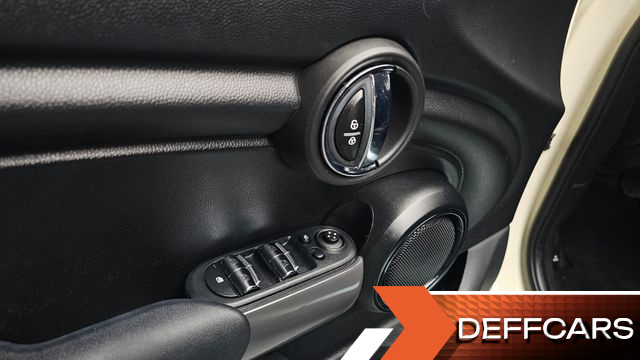 Mini COOPER 5Door Standard 3rd купить на сайте DeffCars