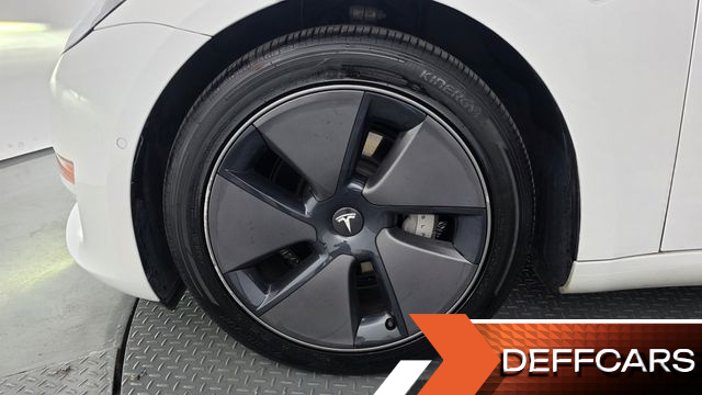 Tesla MODEL 3 Long Range AWD купить на сайте DeffCars