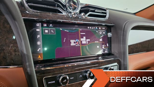 Bentley BENTAYGA 4.0 V8 купить на сайте DeffCars