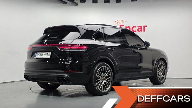 Porsche CAYENNE 3.0 PLATINUM EDITION купить на сайте DeffCars