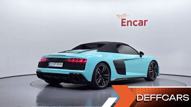 Audi R8 5.2 V10 Spyder купить на сайте DeffCars