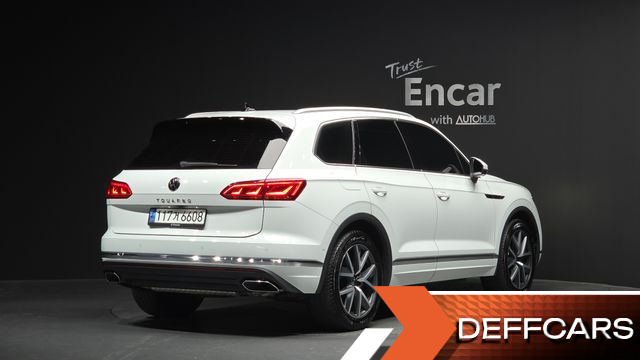 Volkswagen TOUAREG 3.0 TDI Prestige купить на сайте DeffCars