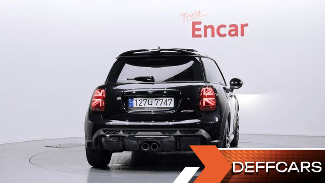 Mini COOPER JCW Pat Moss Edition 3rd купить на сайте DeffCars
