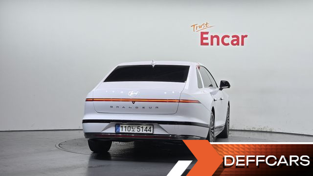 Hyundai GRANDEUR 2,5 Gasoline 2WD Calligraphy купить на сайте DeffCars