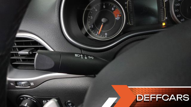 Jeep CHEROKEE 2.4 Longitude High AWD купить на сайте DeffCars