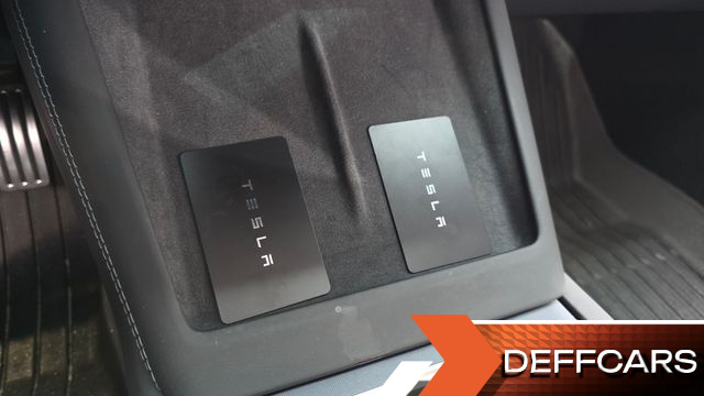Tesla MODEL 3 Performance AWD купить на сайте DeffCars