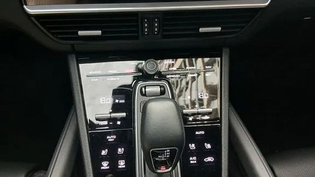 Porsche CAYENNE 3.0 купить на сайте DeffCars
