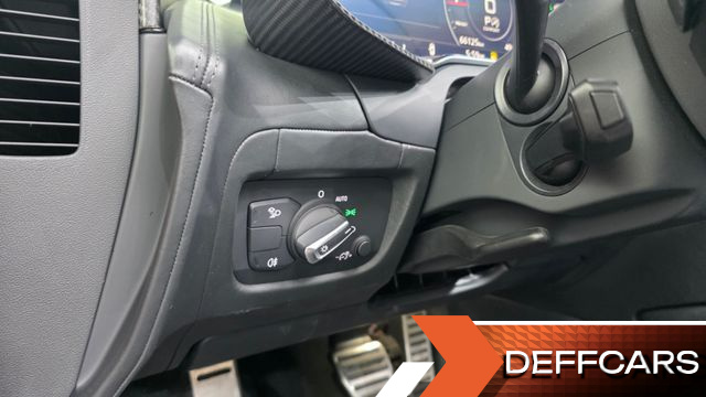 Audi R8 5.2 V10 Spyder купить на сайте DeffCars