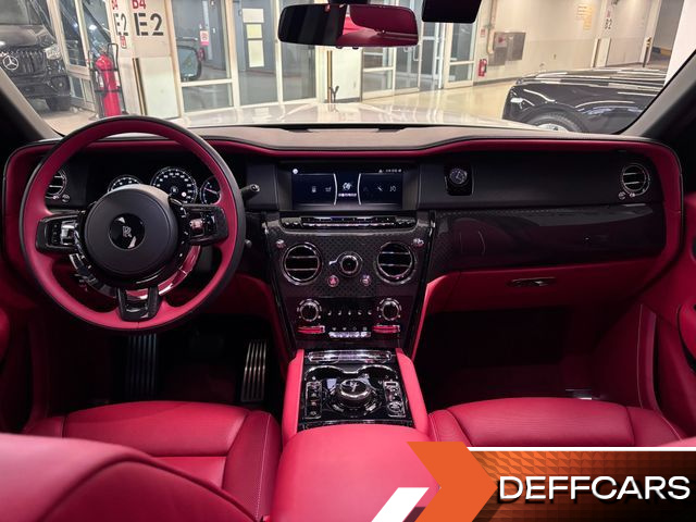 Rolls-Royce CULLINAN 6.7 V12 Black Badge купить на сайте DeffCars