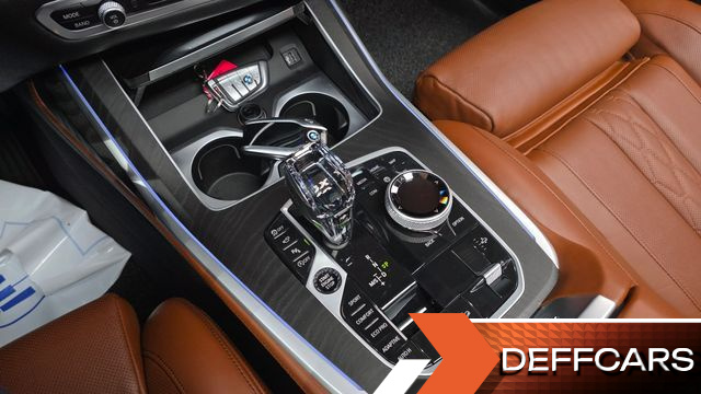 BMW X7 xDrive 40i Design Pure Excellence 6-Seater купить на сайте DeffCars
