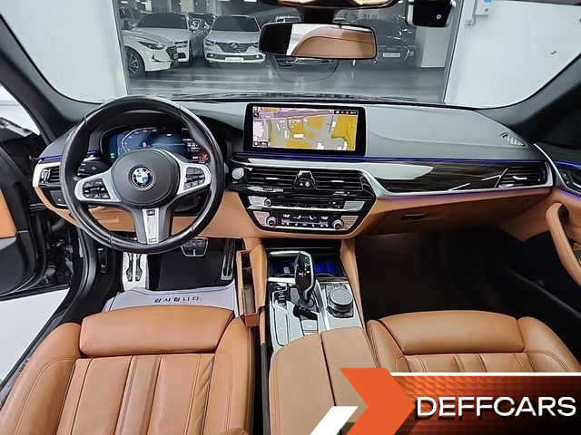 BMW 5-SERIES 520i M Sport купить на сайте DeffCars