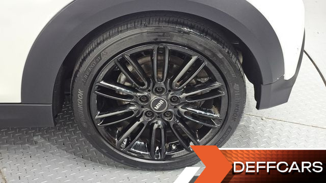 Mini COOPER CONVERTIBLE Classic Third Generation купить на сайте DeffCars