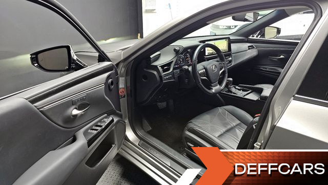 Lexus ES Luxury Plus купить на сайте DeffCars