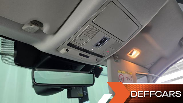 Land Rover DISCOVERY SPORT P250 SE купить на сайте DeffCars