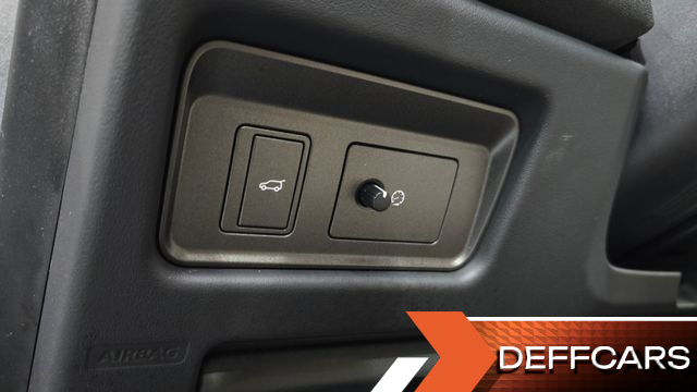 Land Rover RANGE ROVER EVOQUE 2.0 TD4 HSE купить на сайте DeffCars