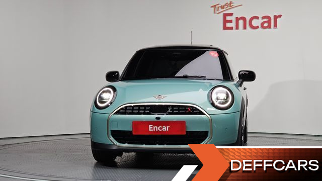 Mini COOPER Favoured купить на сайте DeffCars