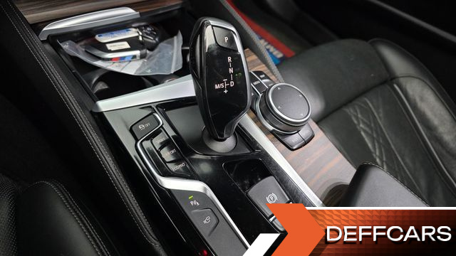 BMW 5-SERIES 530i xDrive M Sport Package Plus купить на сайте DeffCars