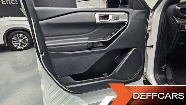 Ford EXPLORER 3.0 Platinum 4WD купить на сайте DeffCars